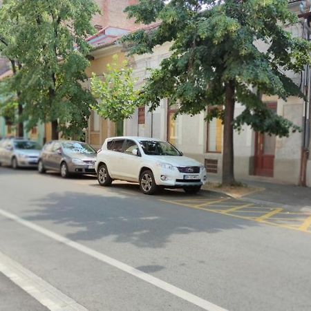 Hysteria Central Flat Oradea Ngoại thất bức ảnh