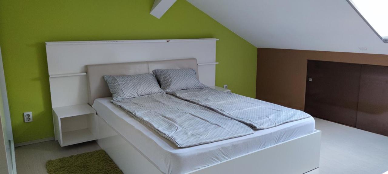 Hysteria Central Flat Oradea Ngoại thất bức ảnh